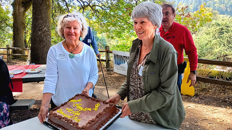 Bath and Linda with the cake