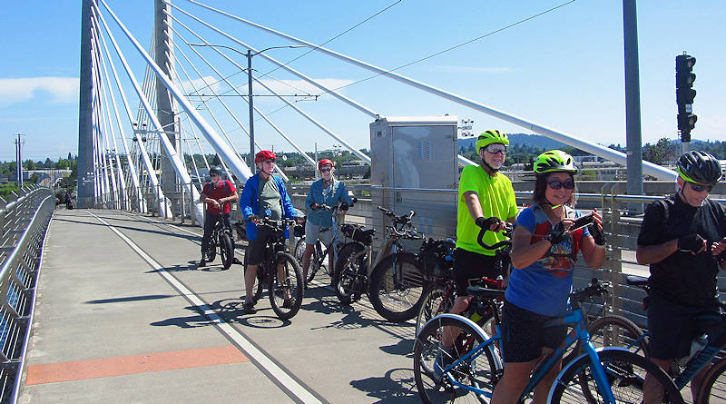 Tilikum bridge